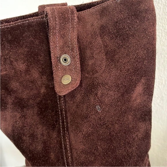 Ugg dark brown suede heeled boots - Picture 12 of 12